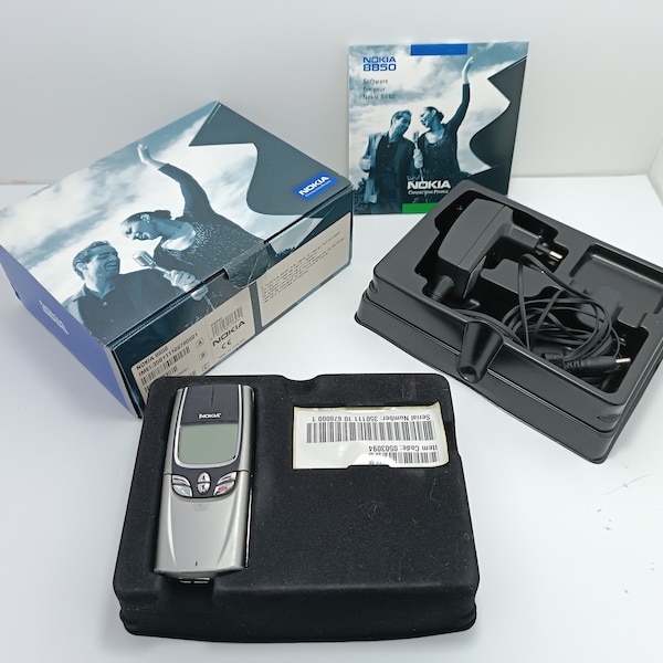 Vintage-Sammelhandy NOKIA 8850 / Original Nokia mit Box-Handbuch-CD