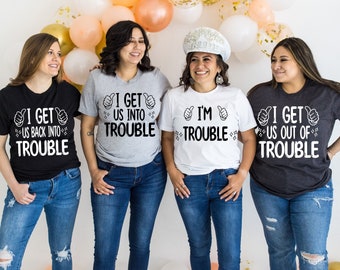 Camiseta Eu me coloco em apuros, Camiseta Eu me livro de problemas, Camisas de melhores amigos, Camisas de melhores amigos, Camisas engraçadas combinando, Camisas de casais, Camiseta de problemas