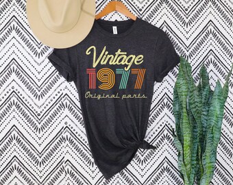 46th Birthday Shirt,Vintage 1977 Shirt,46th Birthday Gift For Women,46th Birthday Gift For Men,1977 vintage original parts shirt,1977 tees