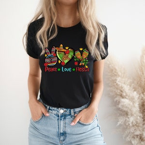 Peace Love Fiesta shirt,Peace Love CINCO DE MAYO,Cinco De Mayo Shirt,Let&#39;s Fiesta Shirt,Sombrero Shirt, Mexico Girls Trip T-shirt,Maracas