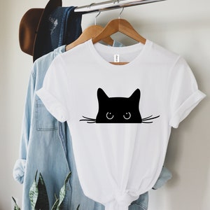 Cat Shirt, Cute Cat Shirt, Cat Lover Shirt, Pocket Cat T shirt, Cat Mom Tee, Cute Kitty in Pocket Tee,Cat Mom Shirt,Funny Black Cat Shirt