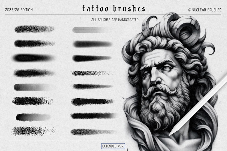Puede incluir: Pinceles de tatuaje digitales con varios estilos de sombreado se muestran sobre un fondo claro. La imagen incluye una ilustraci&oacute;n detallada de una escultura cl&aacute;sica y el texto "tattoo brushes". Los pinceles est&aacute;n hechos a mano.