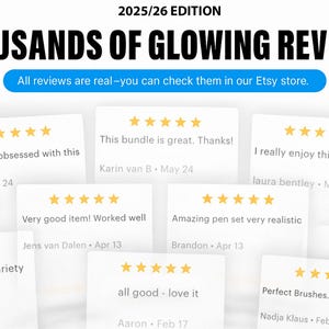 Op de afbeelding: Afbeelding met klantbeoordelingen met sterrenbeoordelingen. De tekst luidt "THOUSANDS OF GLOWING REVIEWS" en "All reviews are real-you can check them in our Etsy store." Er zijn verschillende beoordelingen zichtbaar, elk met 5 sterren.