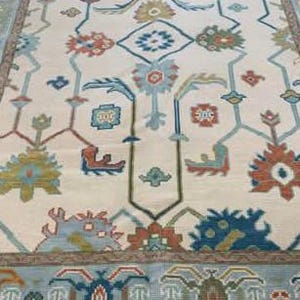 Hand Knotted Oushak Wool Rug: Cream & Blue Vintage Turkish Area Rug