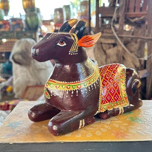 Decorative Cow Statue Traditional Home Decor Table Top Animal Figurine Handmade Traditional Carved Wood Antique Rajasthani Gift Furniture