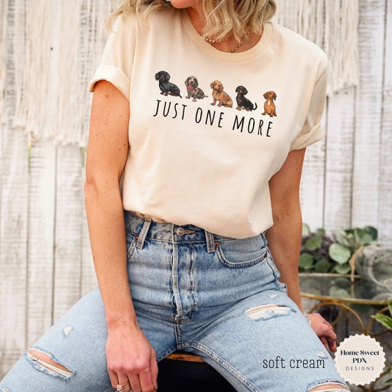 Dachshund Shirt, Dachshund Mom TShirt, Dachshund Dog Shirt for Women, Funny Dachshund Lover Tee, Weiner Dog Shirt, Dachshund Clothes