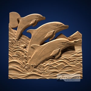 Puede incluir: Una talla de madera de tres delfines saltando fuera del agua. Los delfines están tallados en un estilo realista y se colocan sobre un fondo de olas. La talla es un hermoso ejemplo de arte de la talla de madera.