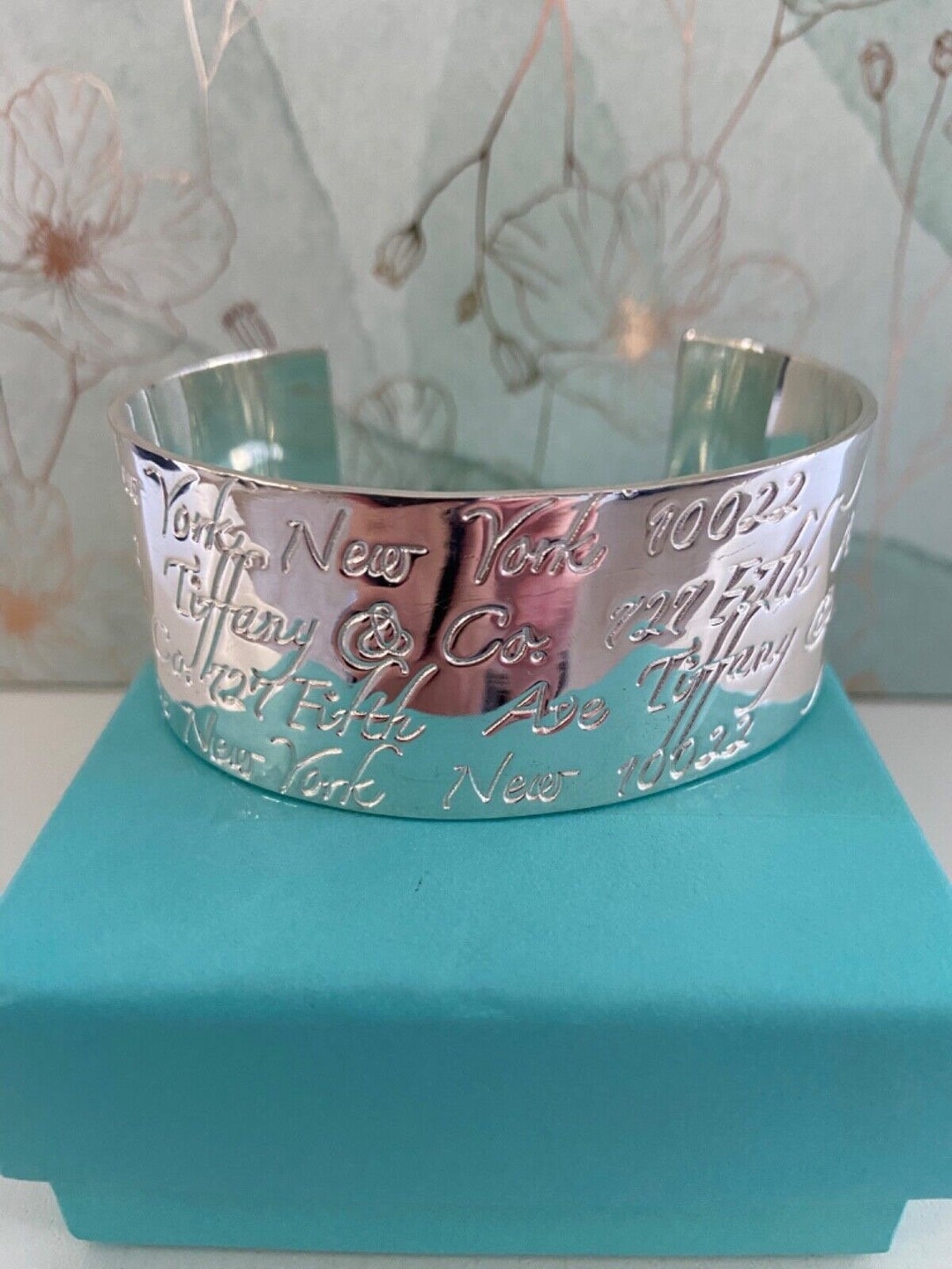 Tiffany & Co. Wide Cuff, Notes Bracelet, Sterling Silver Vintage, Silver Bangle, New York, Gift for Her, Vintage Bracelet, NYC Tiffany. - Etsy Tiffany & Co. Wide Cuff, Notes Bracelet, Sterling Silver Vintage, Silver Bangle, New York, Gift for Her, Vintage Bracelet, NYC Tiffany. - Etsy