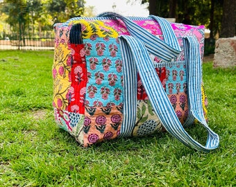 Vintage Floral Multi Patches Quilted Fabric Duffle Bags Bohemian Weekender Overnight Bag Travel Luggage Bag Holiday Gifts Colorful Beach Bag