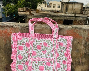 Vintage Cotton Quilted Tote Bag, Floral Printed Frill Tote Bags, Ruffle Grocery Shopping Bag, Travel Overnight Bags Boho Weekender Bag