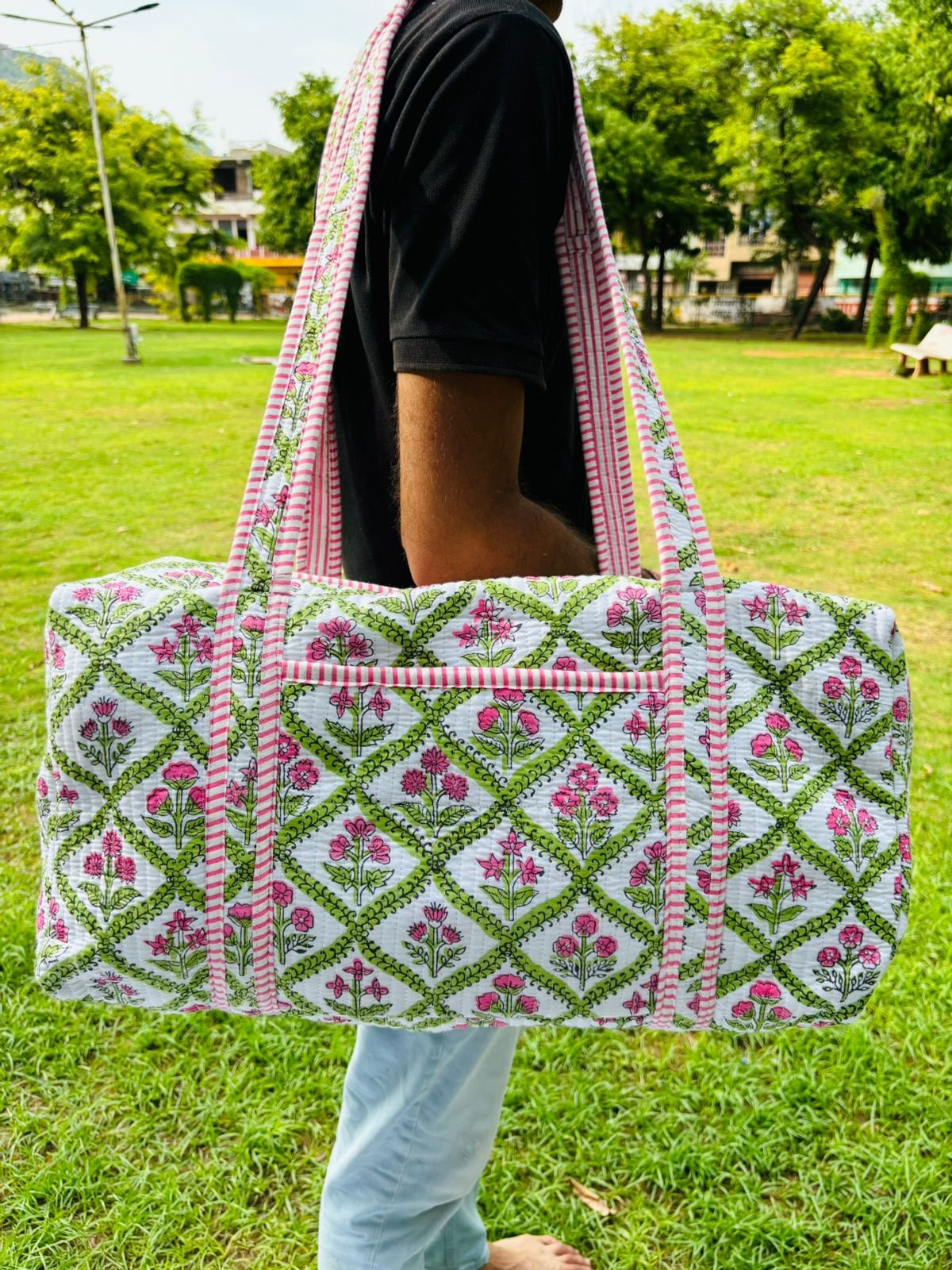 Large Cotton Patches Duffle Bags Blockprint Quilted Fabric Weekender Bags For Women Holiday Gifts Handmade Colorful Travel Overnight Bags