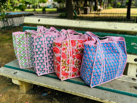 Large Cotton Quilted Floral Tote Bag Shoulder Beach Bags Travel Handle Bag Grocery Shopping Bags Boho Tote Bag For Women Daily use Bags