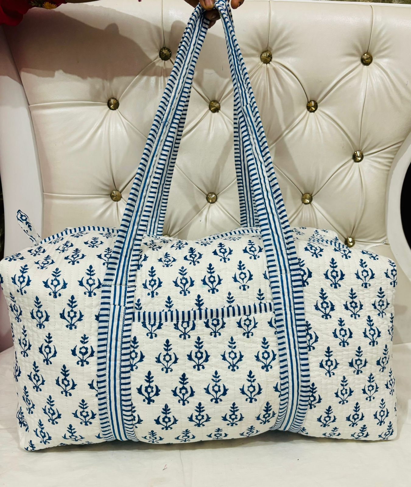 HAMPTONS FLORAL QUILTED POCHETTE BAG