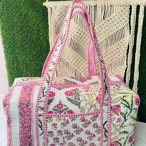 Floral Patchwork Weekender Taschen Block gedruckt Baumwolle Steppstoff Große Reisetaschen für Frauen Kleine handgefertigte Reisetasche