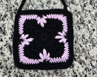 Picasso granny square bag