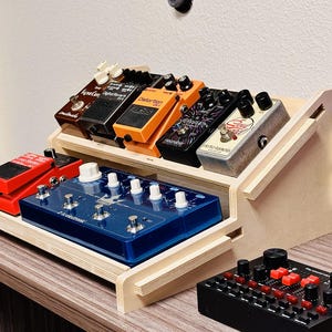 2 Tier Studio Desktop pedalboard kit for Recording Artists and Sound Engineers: UPDATED 2025