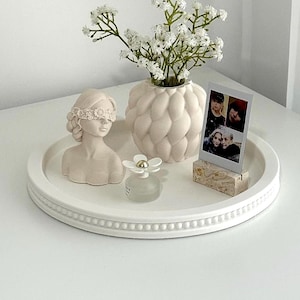 Large Round Tray Handmade Decorative Table Tray Jesmonite Stone | Beads edge | Neutral Home Decor & Gift