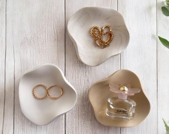 Irregular Tray Jewellery Organiser |  Ring Holder  | Organic Shape Decor Jesmonite | Handmade Minimalist Neutral Home Decor and Gift