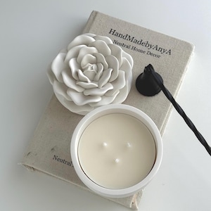 Doftljus i form av rosblomma | Betongburk med lock | Refill till doftljus 180 ml | Organisk kokosnötsvax med soja | Handgjord | Heminredning och present