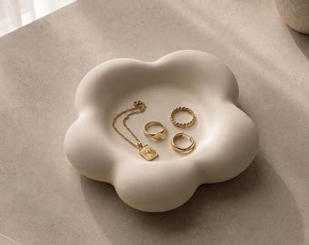 Bandeja decorativa com babados em formato de flor, feita em Jesmonite na cor personalizada, presente para decoração de casa em tons neutros