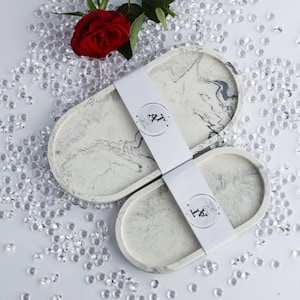 Oval Tray Decor 2 Size Trinket dish | Bathroom Organiser Water Resistant for Storage | Jesmonite | Neutral Home Decor and Gift