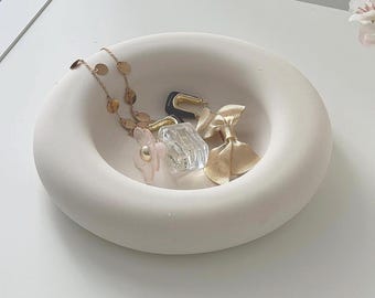 Large Bowl Decor Modern  Catch-All Bowl Jesmonite  Handmade Neutral Home Decor and Gifts