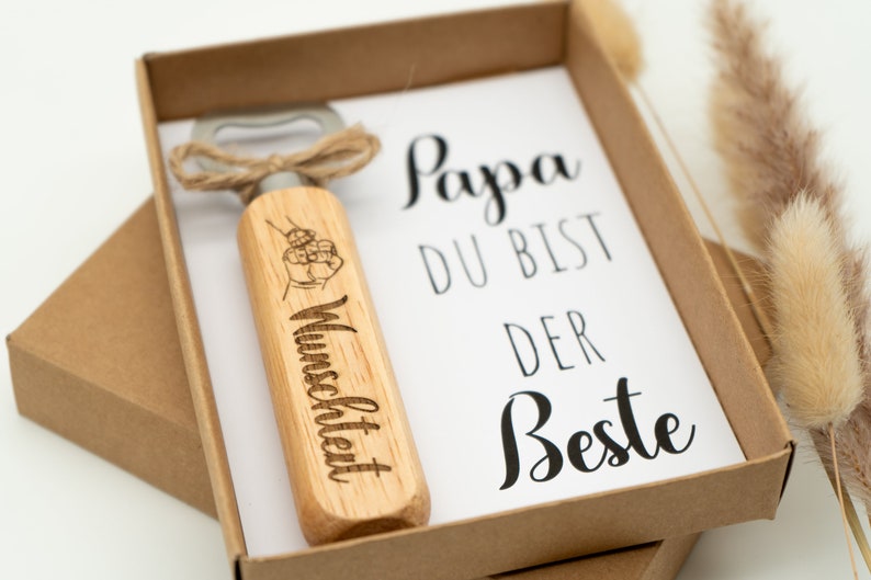 Geschenk für den beste Papa personalisierter Flaschenöffner als Geschenkidee für Geburtstage, Vatertage oder mehr Bild 2