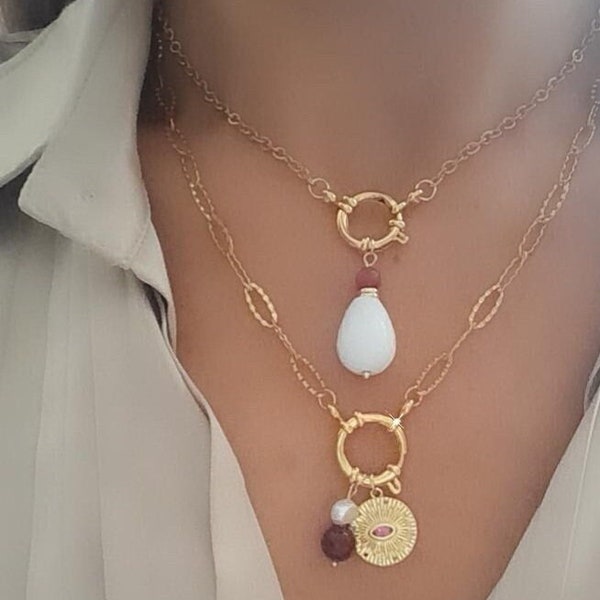 Combination of two necklaces with pretty pendants of faceted white agate, river beads and natural hard stones!