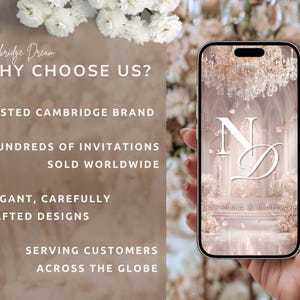 K&ouml;nnte beinhalten: Ein Smartphone zeigt ein Hochzeitskarten-Design mit den Initialen "ND" und den Namen "Nassima & Danya." Das Bild enth&auml;lt Text: "Cambridge Dream", "Warum uns w&auml;hlen?" und hebt den Ruf und die globale Reichweite der Marke hervor.