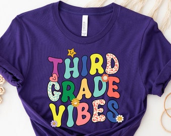 Camiseta "Ambiente de tercer grado", Camiseta "Ambiente de tercer grado", Camiseta para maestra de tercer grado, Lindo regalo para maestra, Camiseta de regreso a clases, Regalo para alumnos de tercer grado