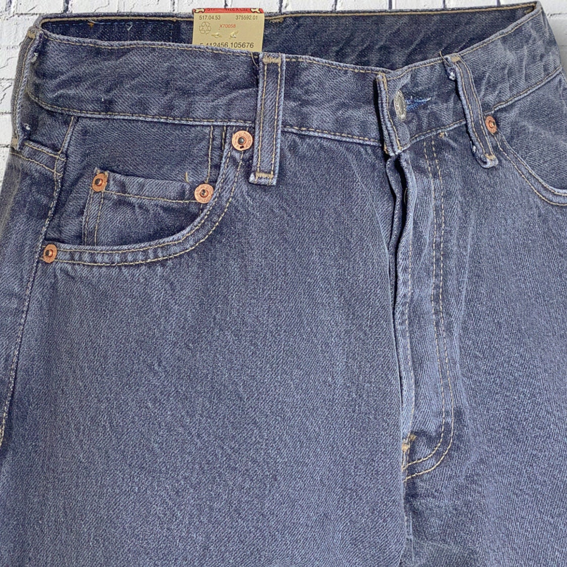 Vintage Levi's 517 Jeans: 90s High Waisted Bootcut Denim (W28 L32