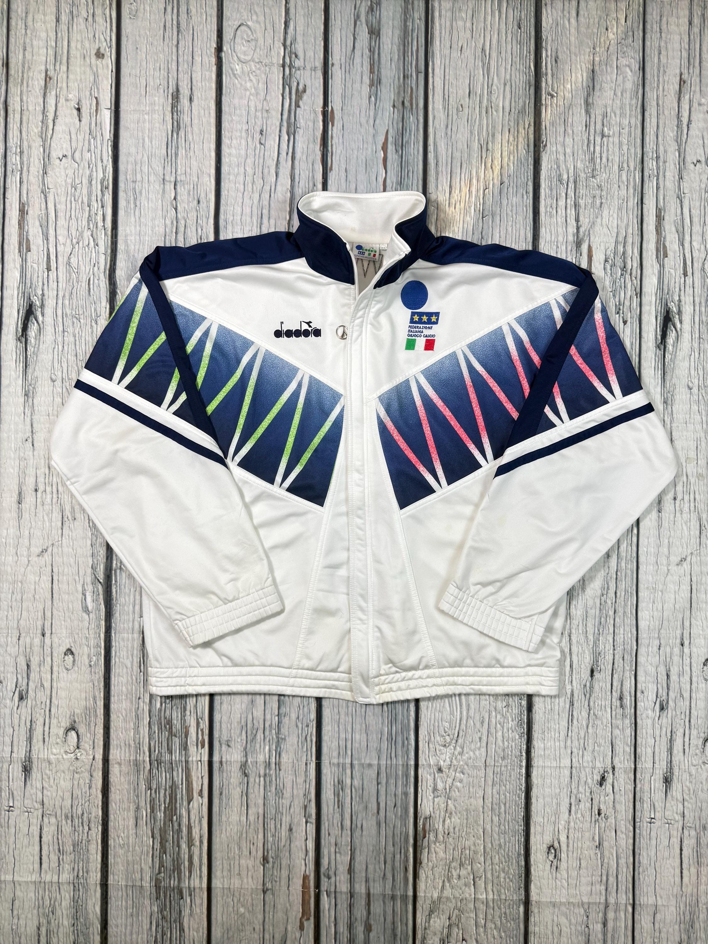 セットアップ　90 バッジョdiadora 古着　90s サッカー　Y2k セットアップ 90 バッジョdiadora 古着 90s サッカー Y2k - メルカリ