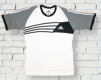 Adidas vintage T-Shirt années 90 Blanc Noir Chemise surdimensionnée géométrique avec logo sportif Unisex Man en 100% coton / Taille M