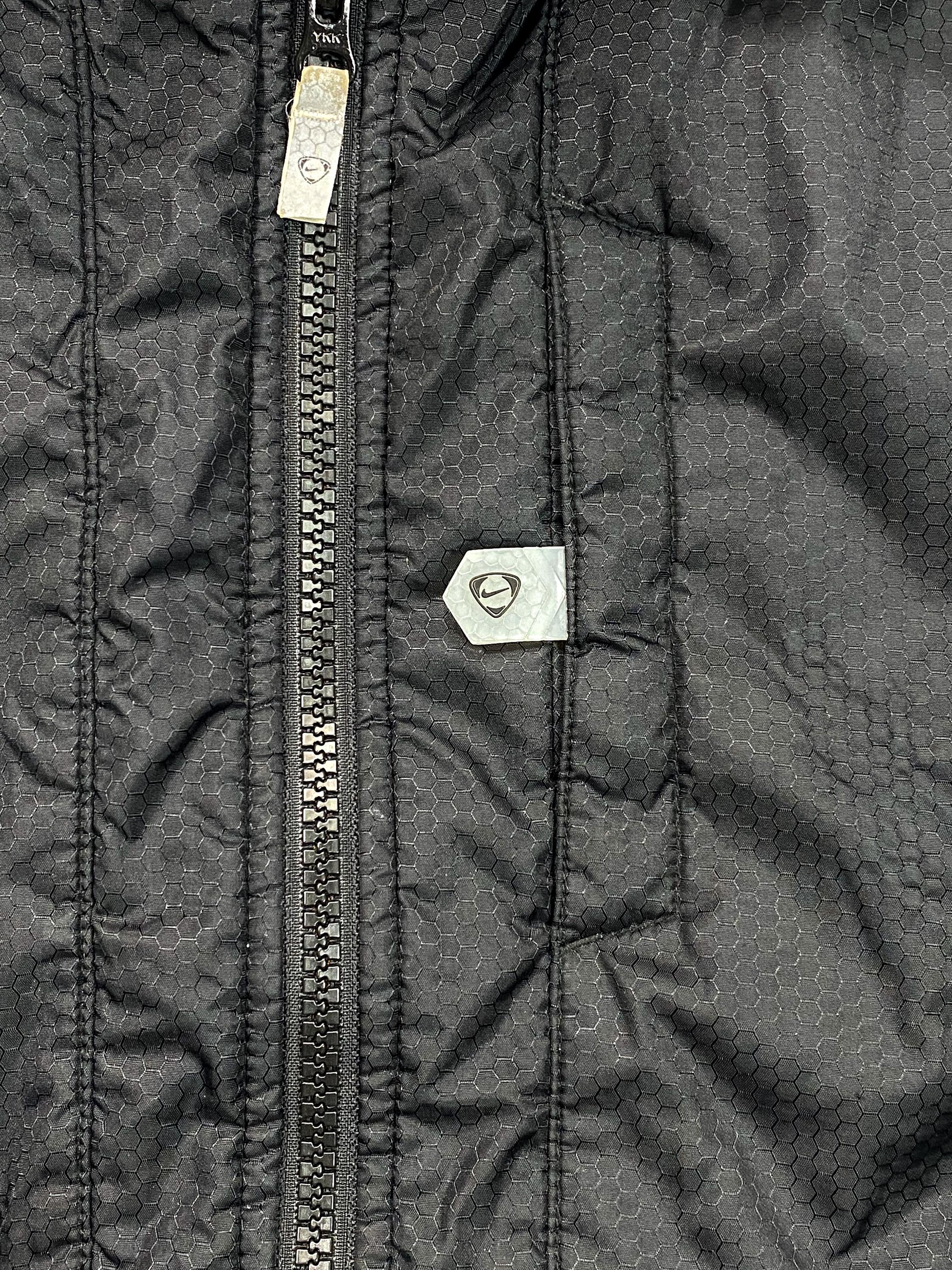Vintage Nike 2000s Black Padded Vest Thermal Autumn Vintage Nike 2000s Black Padded Vest Thermal Autumn