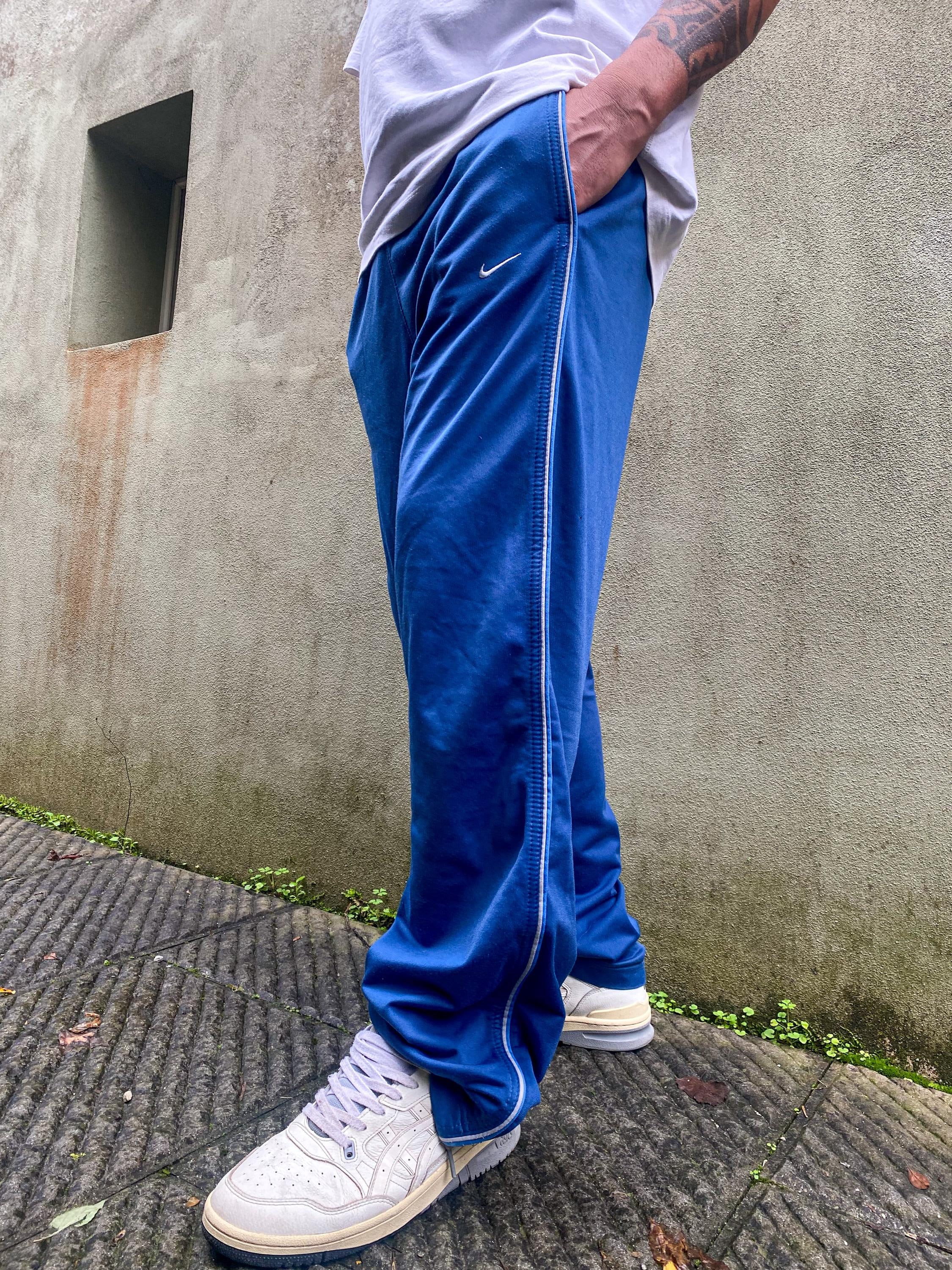 Nike Life Black Unlined Cotton Chino Pants – Puffer Reds