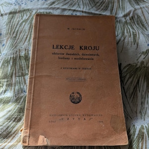 Itens de estilo vintage de 1948 Padrões de costura polonesa Roupas Kit de costura faça você mesmo Livro antigo