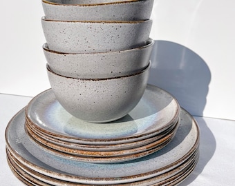 Ensemble de vaisselle blanc Sail pour 4 personnes Vaisselle en céramique faite à la main Sail 12 pièces Ensemble de petit-déjeuner en céramique vaisselle en céramique portugaise faite à la main