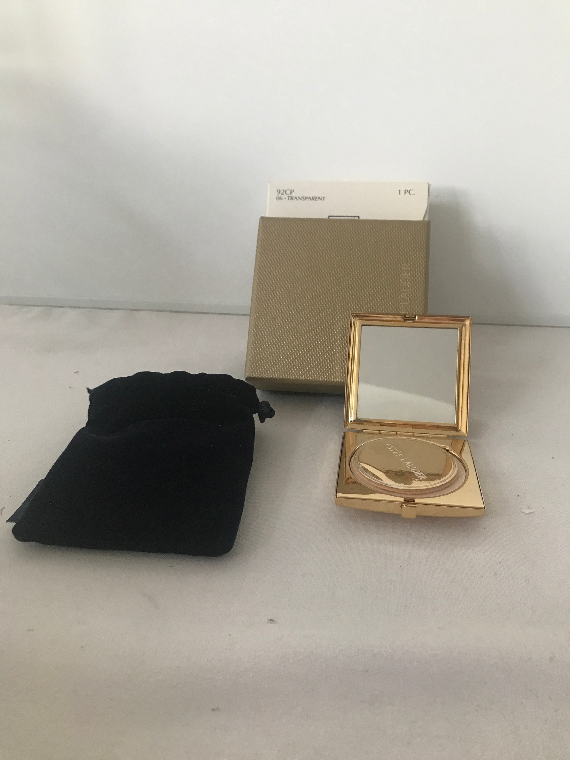 エスティローダー　ヴィンテージコンパクト Vintage ESTEE LAUDER Retro Chic Compact - Etsy