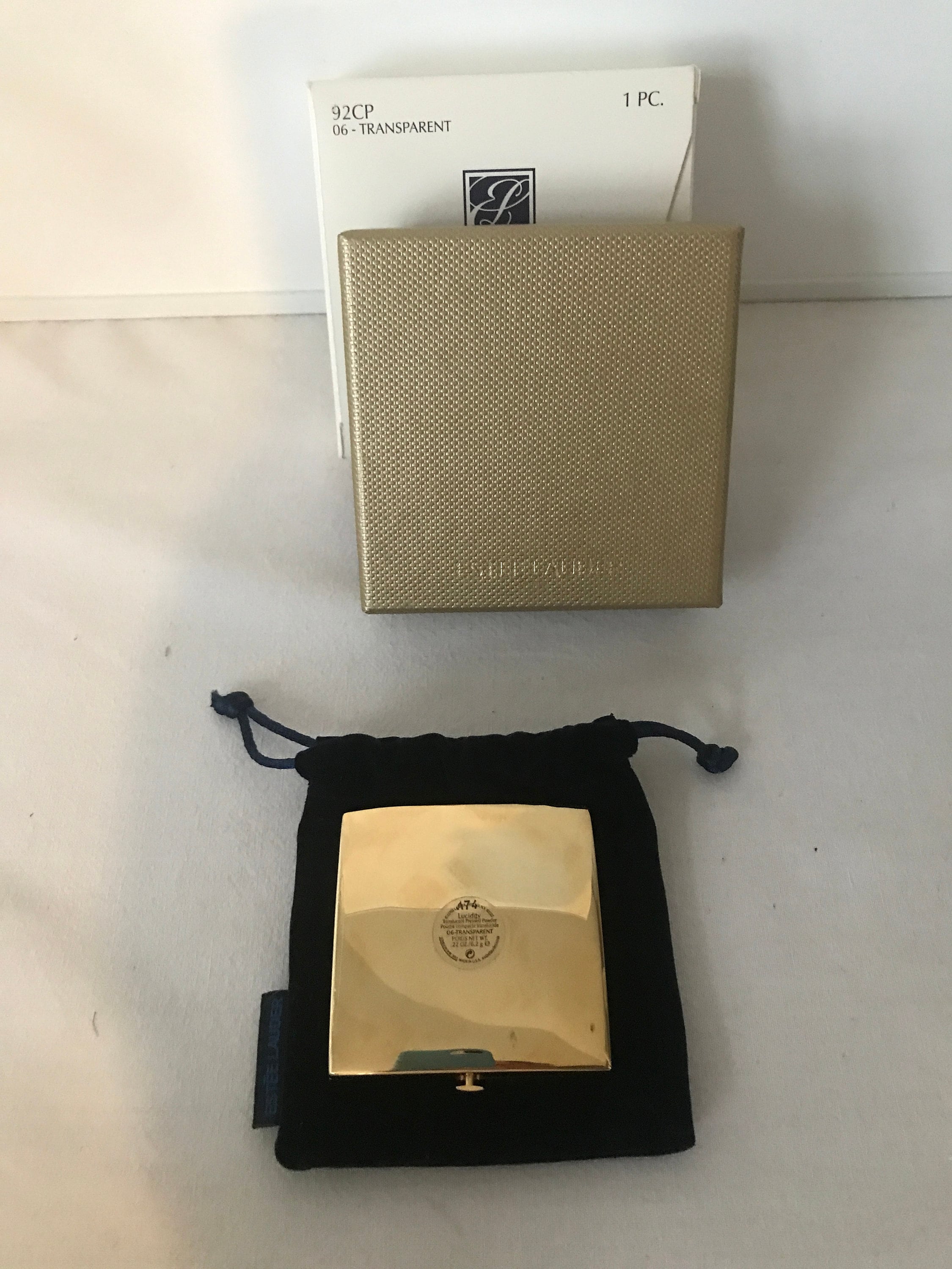 Vintage ESTEE LAUDER Retro Chic Compact - Etsy
