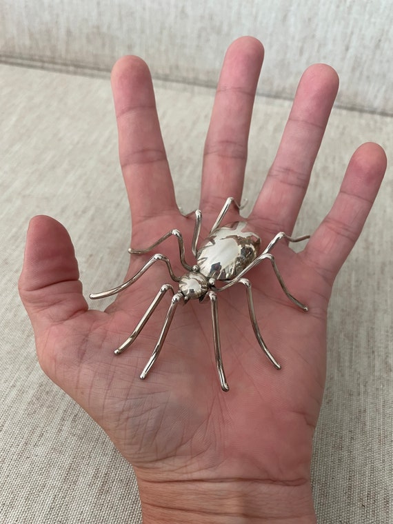 E. Spencer (Navajo) Sterling Silver spider brooch