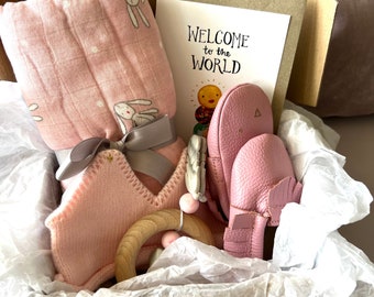 Custom Gift for Baby Girl Luxury Newborn Gift for Mom Gift Box for a New Baby Girl Personalised Gift Box for Baby