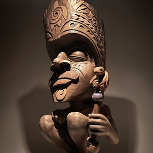 Custom Carved Tiki Statues - Polynesian Hawaiian Tikis, custom commission orders only. From the Big Island Hawaii