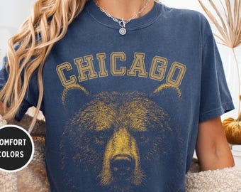 Maglietta unisex retrò Chicago Football Comfort Colors, maglietta in stile vintage, abbigliamento per tifosi sportivi, regalo con grafica invecchiata, maglietta casual da football