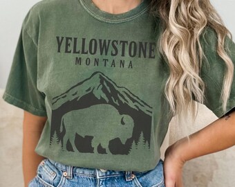 Camiseta retro de colores cómodos de Yellowstone, Montana: unisex, con gráficos vintage, ideal para amantes de la montaña, inspirada en la naturaleza, ideal para actividades al aire libre.