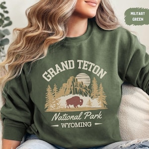 Grand Teton National Park Sweatshirt, Berg Bison Grafik, Unisex Rundhals Pullover, Outdoor Abenteuer Geschenk, Natur Liebhaber Shirt, National