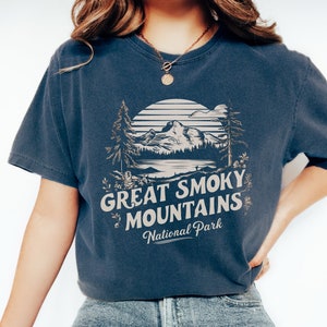 Great Smoky Mountains National Park Comfort Colors Shirt Tennessee Vintage Smoky Mountains Bear Tennessee Family Trip Smoky Mountains gift