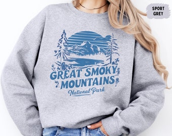 Vintage Great Smoky Mountains Sweatshirt, Tennessee Sweatshirt Great Smoky Mountains National Park gifts Gatlinburg Shirt Hiking souvenir