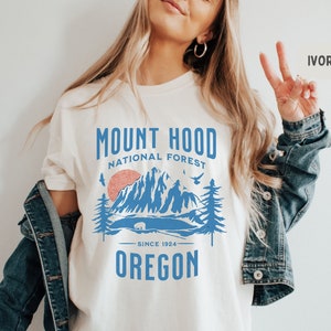 Mount Hood National Forest Comfort Colors Shirt Oregon Vintage Shirt Hiking tee Mount Hood Family Trip Mount Hood gift Oregon Souvenir