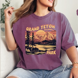 Grand Teton National Park Comfort Colors Shirt Wyoming Vintage Shirt Wyoming tee Grand Teton Family Trip Grand Teton Park gifts Hiking trip