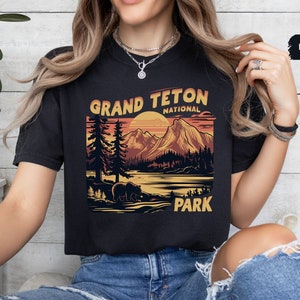 Grand Teton National Park Comfort Colors Shirt Wyoming Vintage Shirt Wyoming tee Grand Teton Family Trip Grand Teton Park gifts Hiking trip